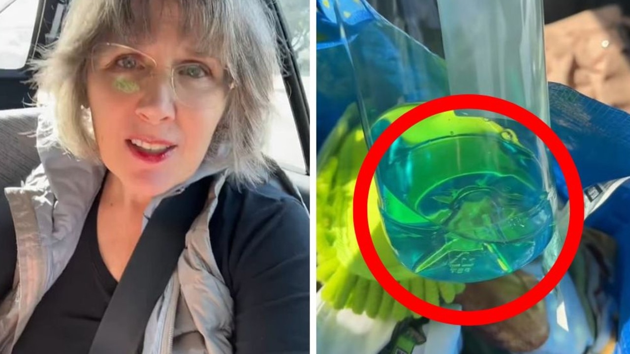 Mum's ‘tight-arse' kid's birthday present divides the internet