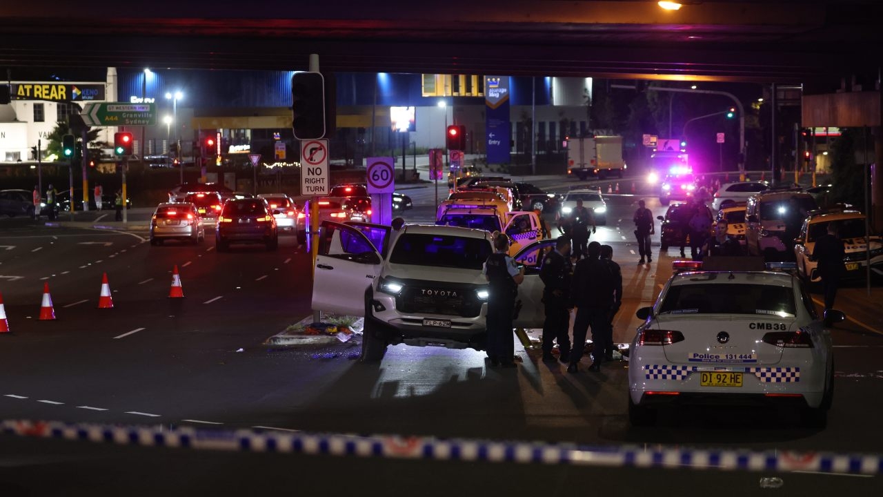 Alameddine crime gang associate Darwood Zakaria, 32, dies after being shot in car while on Granville road in Sydney's west