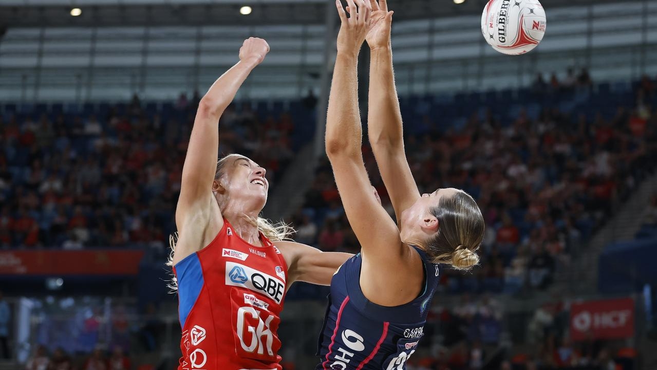 Sarah Klau stands tall for undefeated NSW Swifts in scrappy win over Melbourne Vixens