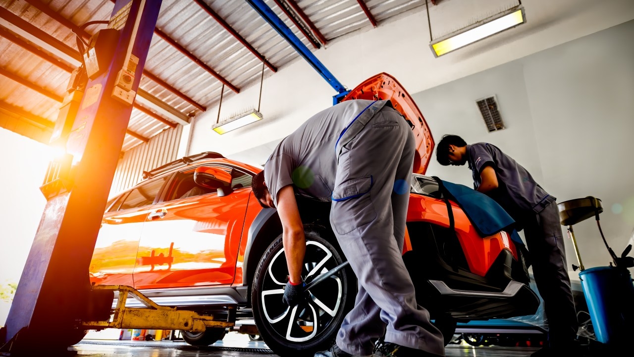 Cost of living pressures forcing one in four Aussies to put off essential car check-ups, new Finder research reveals