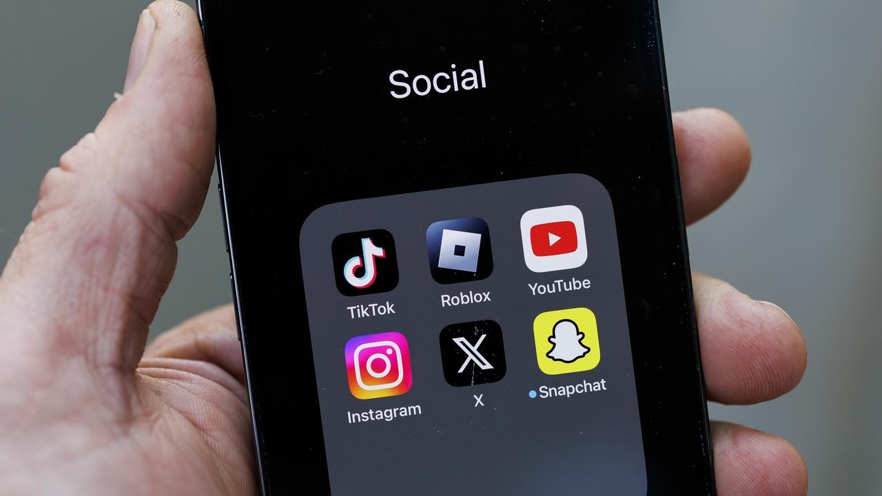 Aussie kids among hundreds targeted by vile US sextortionist