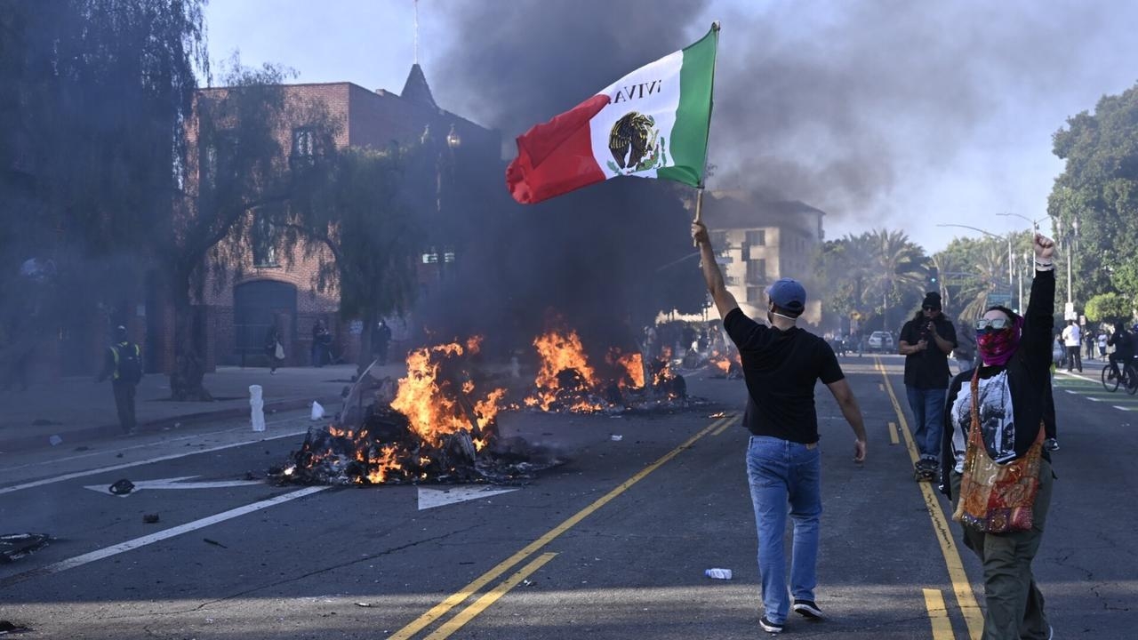 LA descends into ‘warzone' as Democrats fail to ‘keep their house in order'