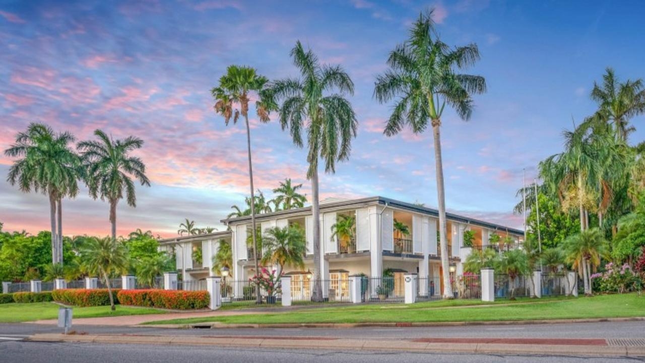 Darwin's ‘Jim Beam House' hits market