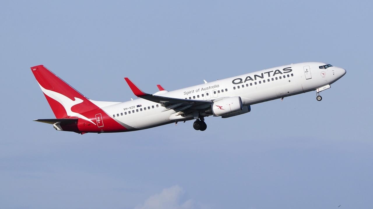 Qantas CEO apologises following data breach