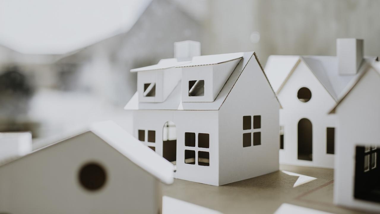 ‘Moronic' government has caused the housing crisis amid unemployment rise