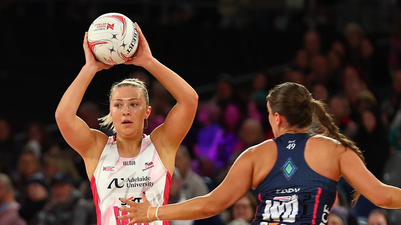Super Netball, round 12: Thunderbirds slay Vixens to boost three-peat hopes