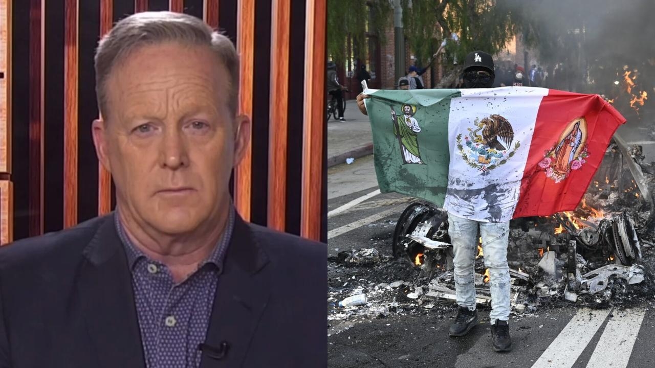 ‘Doubling down on stupid': Sean Spicer blasts Democrats for rhetoric