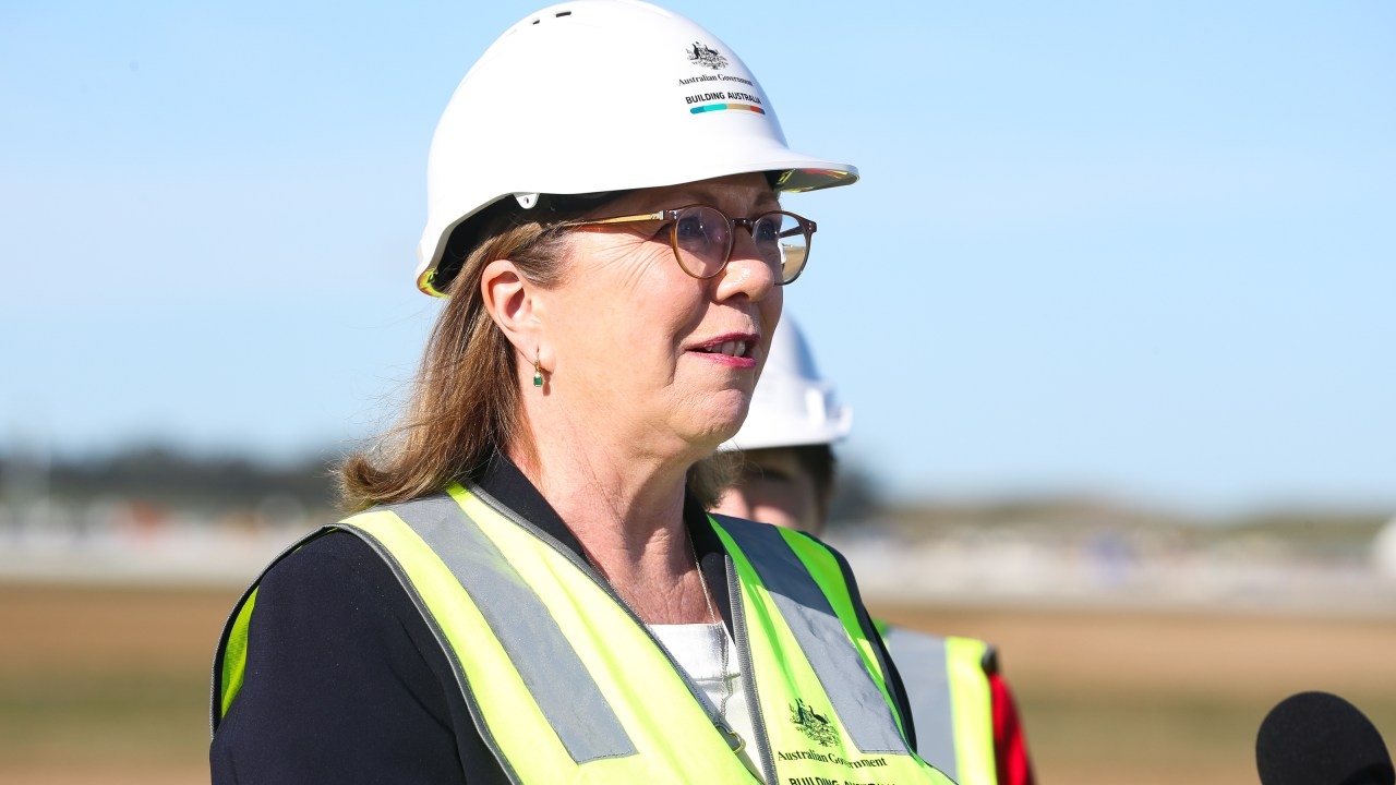 Labor defends Western Sydney Airport after shadow transport minister accuses them of targeting Liberal electorates with jet noise