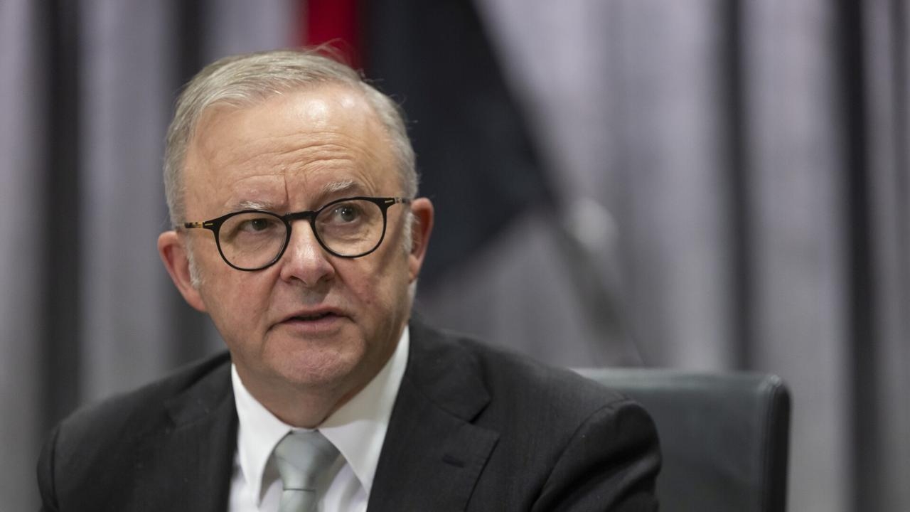‘Going overboard': Australia imposes sanctions on Israeli ministers