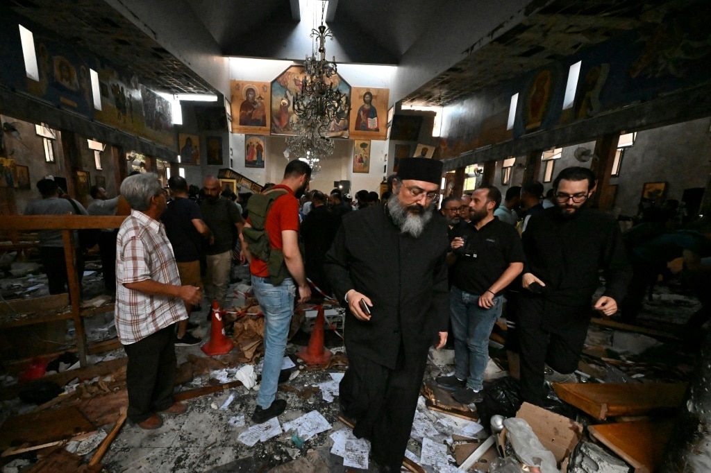 At least 20 killed in suicide attack on Damascus church