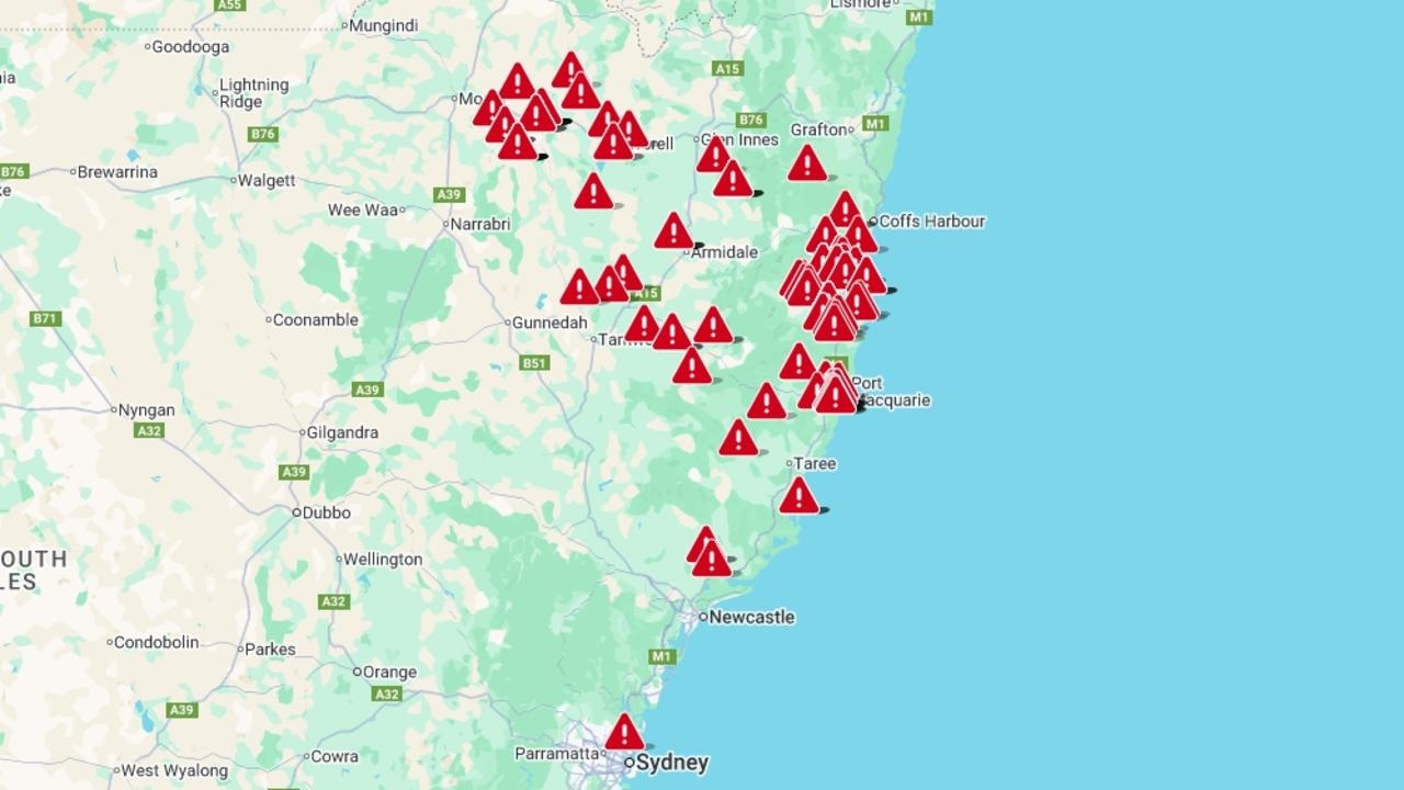 Telstra outage across NSW affecting more than 100,000 services across the state