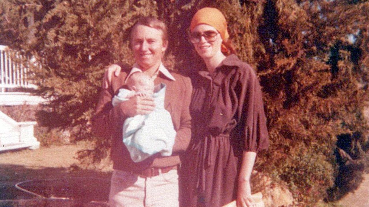 Paul Hatton says wife Julie took her own life at Darreen Station; no inquest
