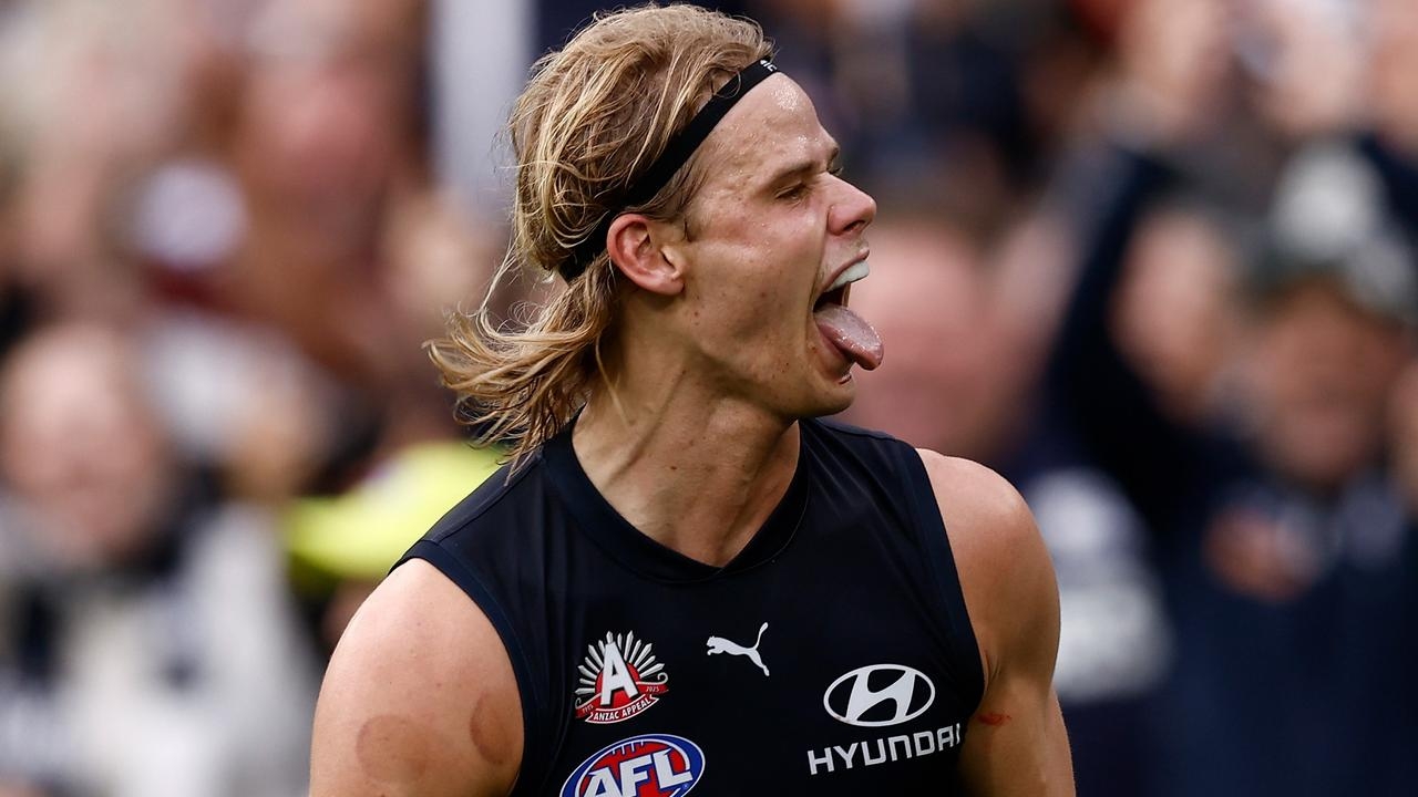 AFL 2025: Carlton coach Michael Voss on Tom De Koning's contract call