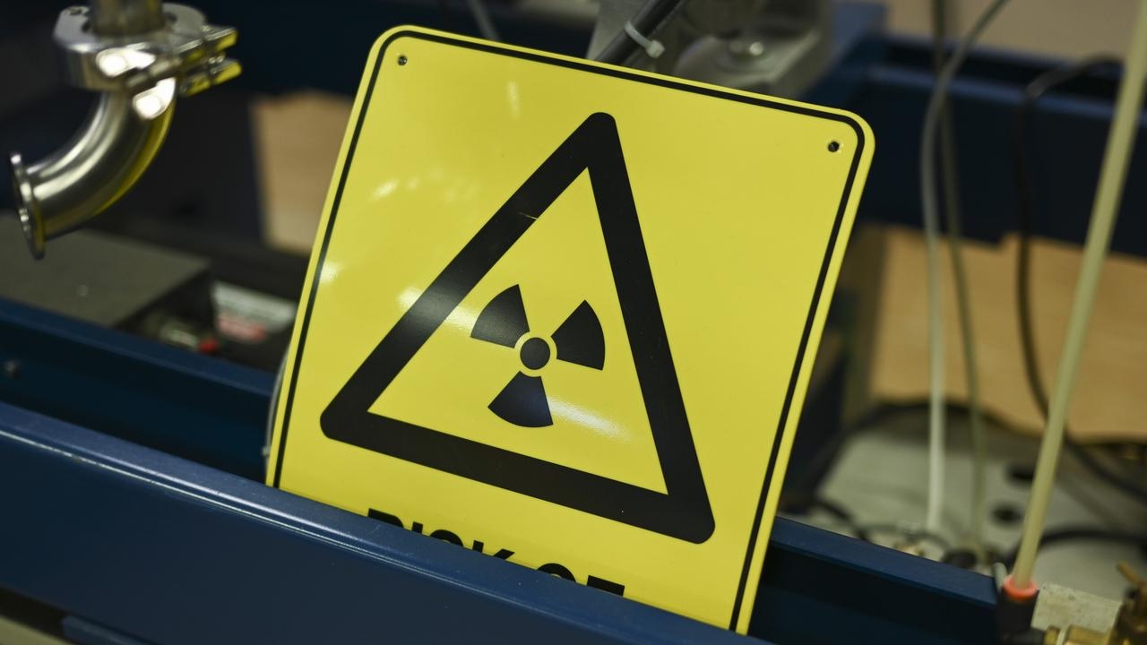 Leading British nuclear scientist Sir Robin Grimes says Australia will face consequences if it rejects nuclear energy