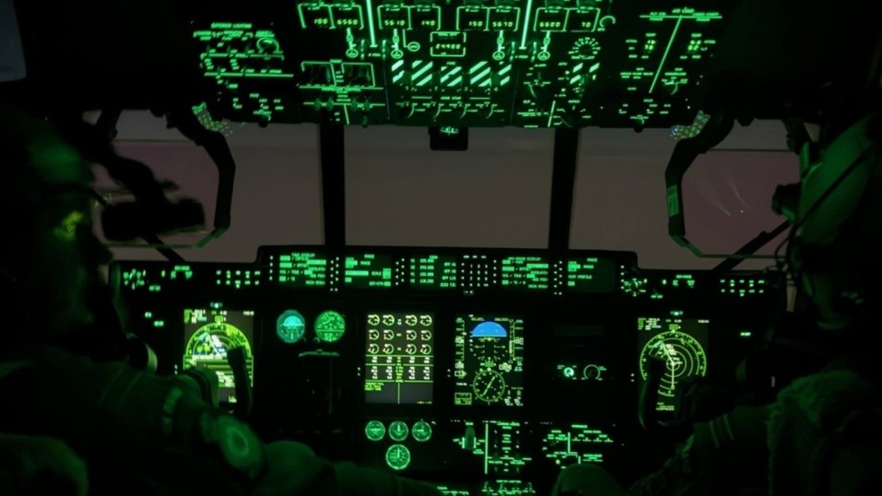 NZ Air Force carries out daring overnight medical evacuation from Antarctica