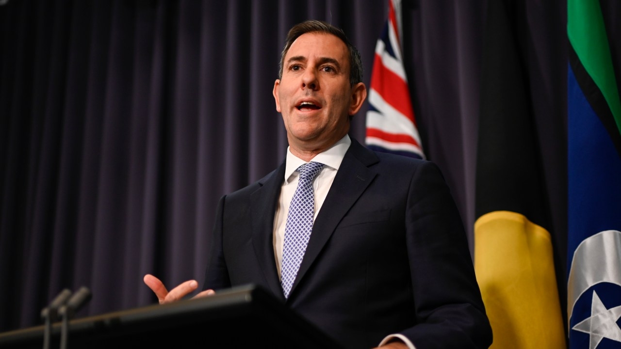 Treasurer Jim Chalmers under fire for blaming unemployment increase on Donald Trump's tariff policies