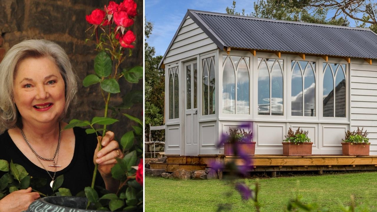 Craft queen and TV host Tonia Todman and husband Michael Dowding selling in Gisborne