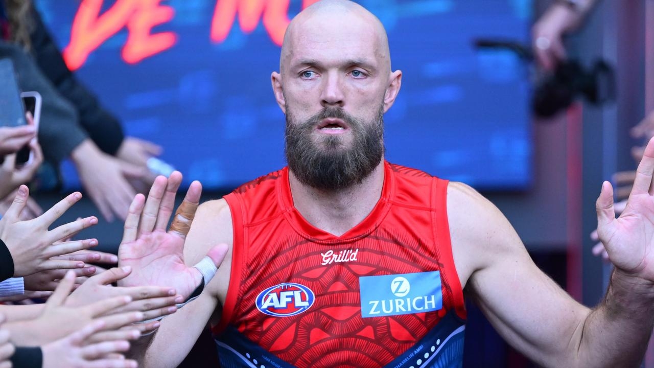 Pushing the best players to keep going regardless of age is helping AFL teams boost premiership chances