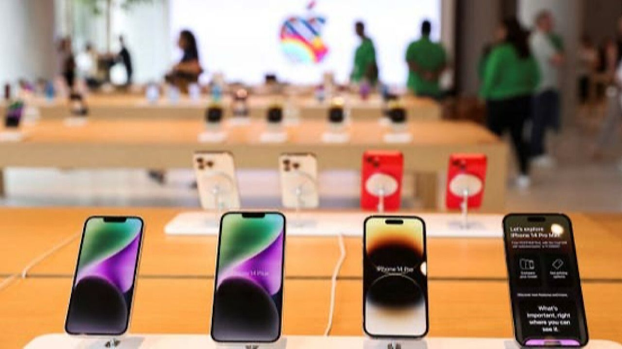 شحنة مضاعفة من آبل من الهند لأمريكا لتفادي التعريفات الجمركية