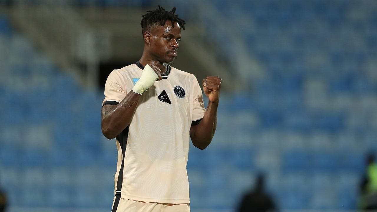 كمارا خارج قائمة الشباب أمام الهلال