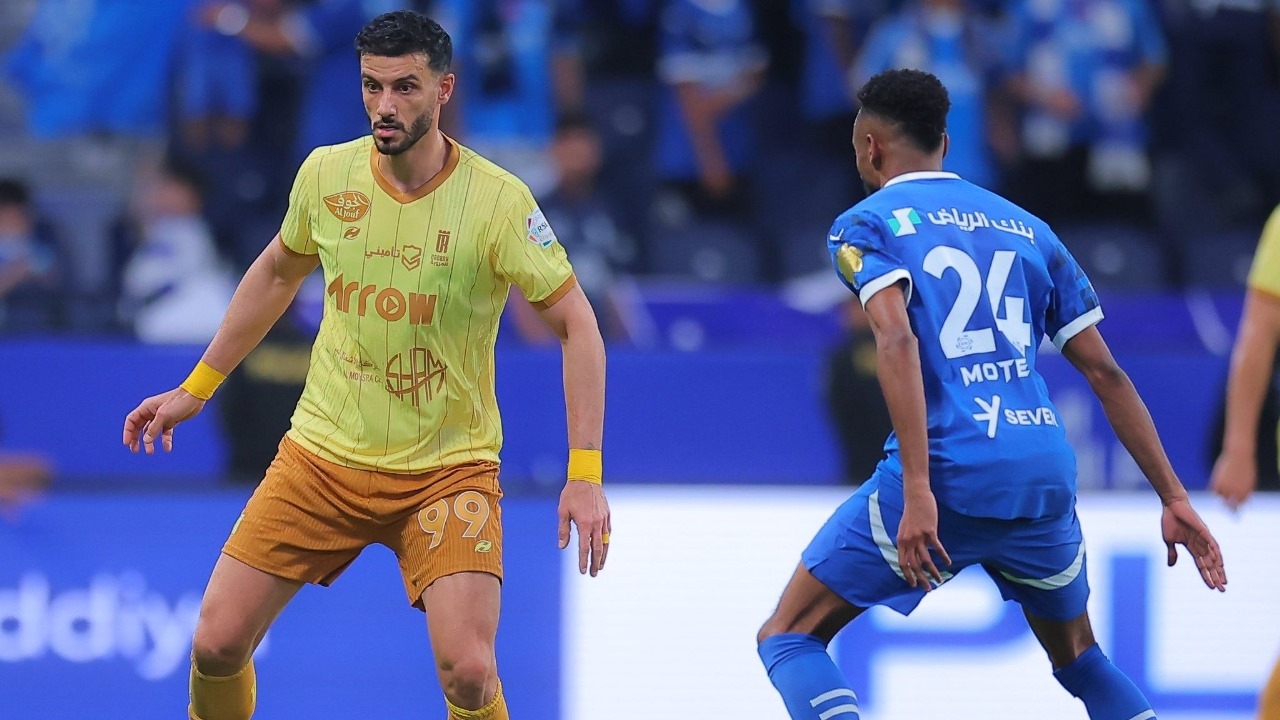 تحية متبادلة بين جماهير الهلال والسومة .. فيديو