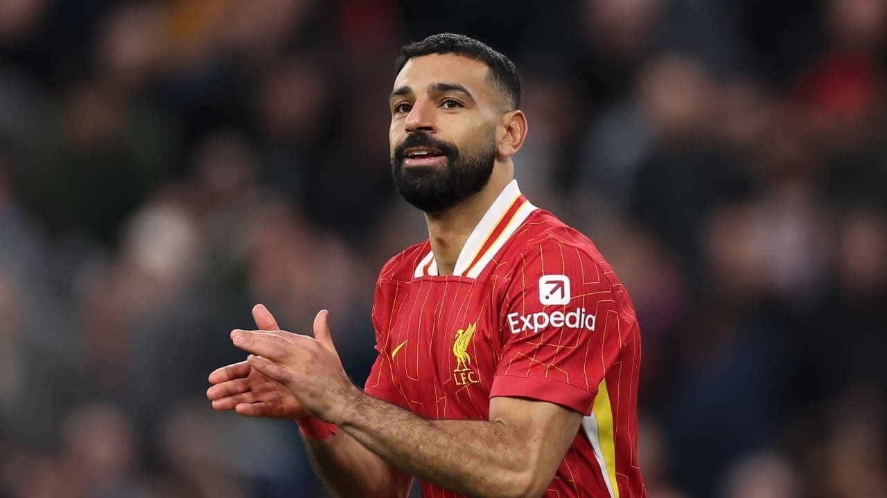 غضب جماهيري من محمد صلاح بسبب صورة مثيرة للجدل
