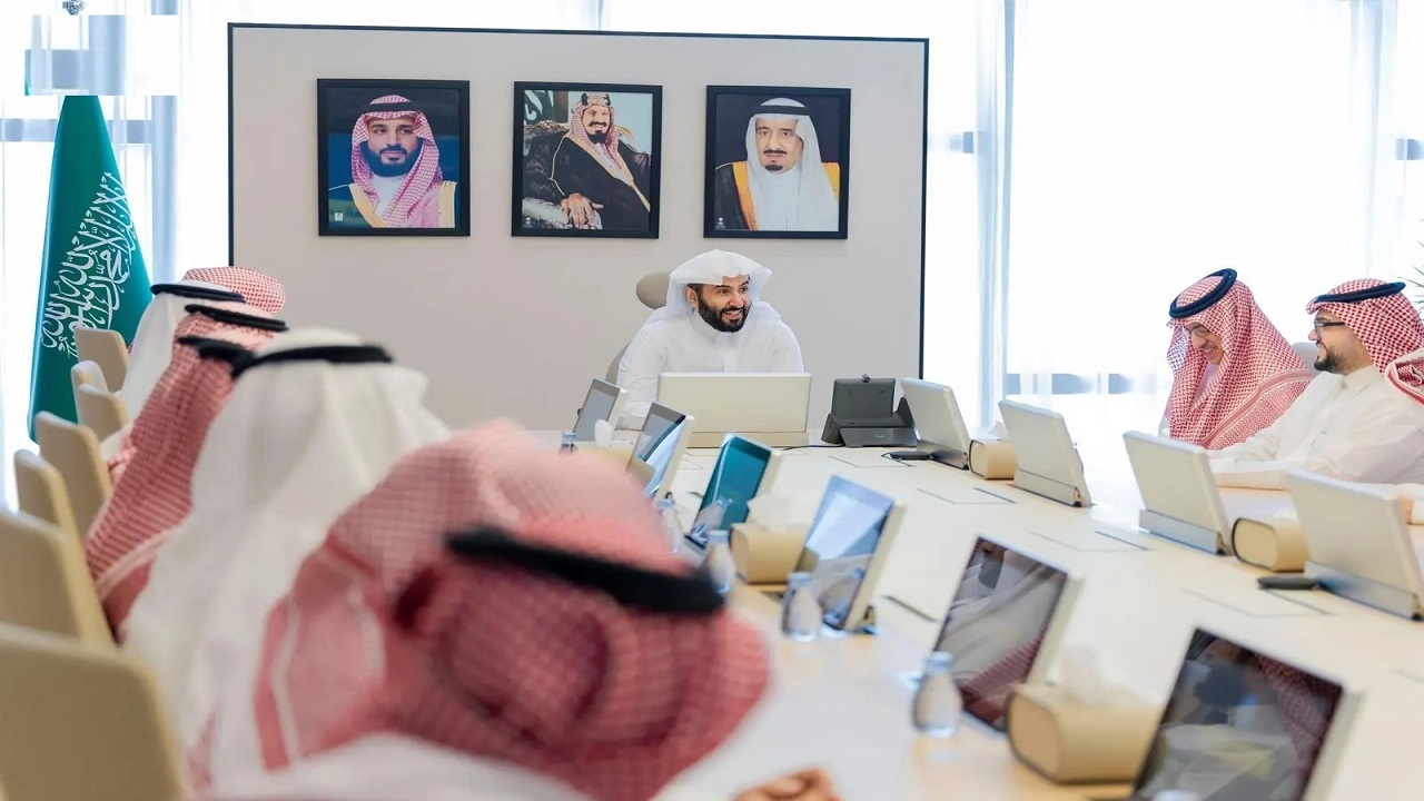 وزير العدل يطلق العقد الموحد لأتعاب المحاماة لتعزيز العدالة الوقائية