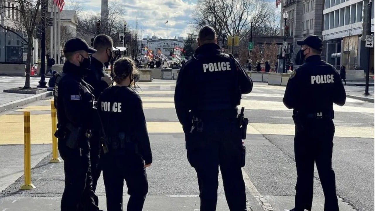 مقتل شخص في انفجار عبوة ناسفة خارج عيادة خصوبة بكاليفورنيا