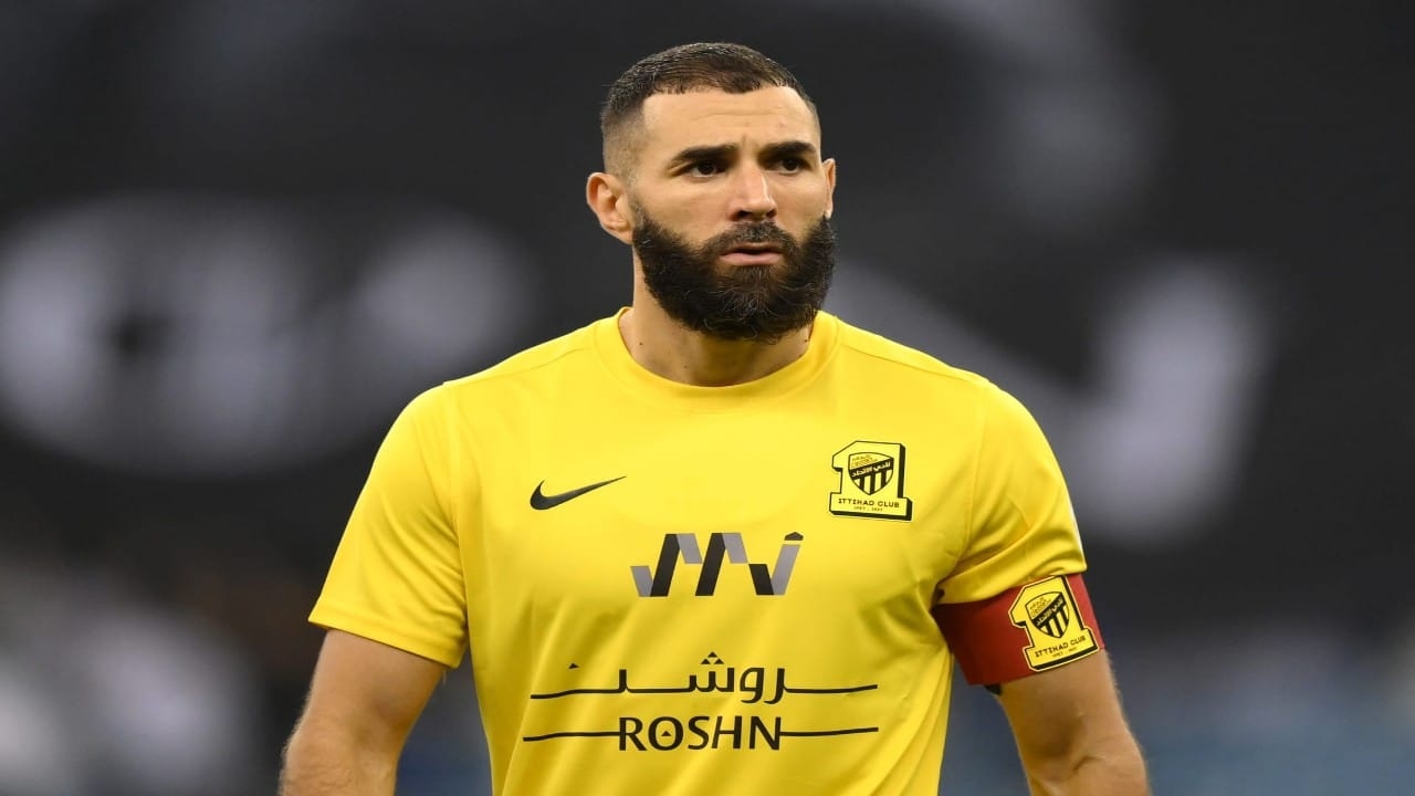 صدمة محمد نور بسبب شقيق كريم بنزيما.. فيديو