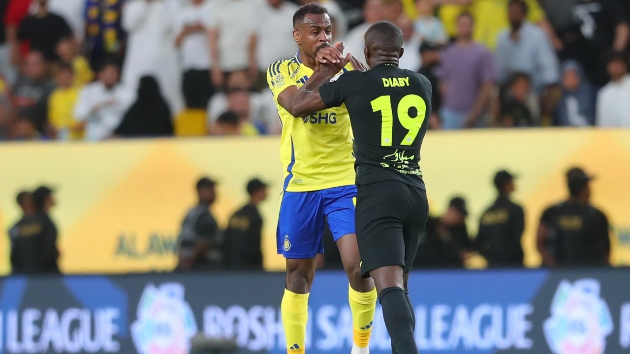 مدة إيقاف ديابي بعد طرده ضد النصر