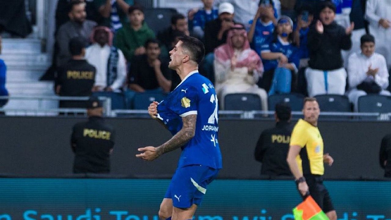 كانسيلو يعود للتدريبات تمهيدًا لمشاركته مع الهلال في كأس العالم