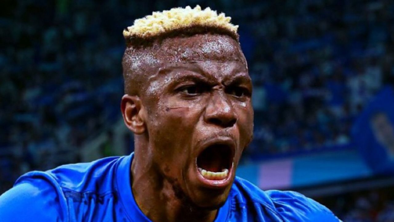 الهلال يراقب أوسيمين وسط منافسة مع أندية أوروبية