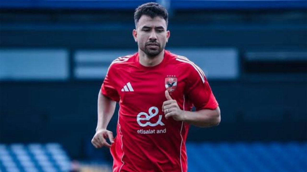 الأهلي يوقع عقوبة مالية مشددة‬⁩ على تريزيجيه