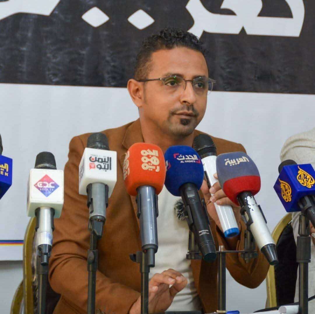 ناشط: أزمة المياه في تعز نتيجة مباشرة لهذا الأمر!