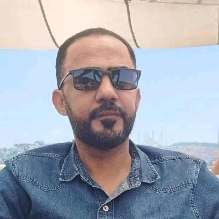 وفاة مسؤول سابق بعد صراع مع المرض
