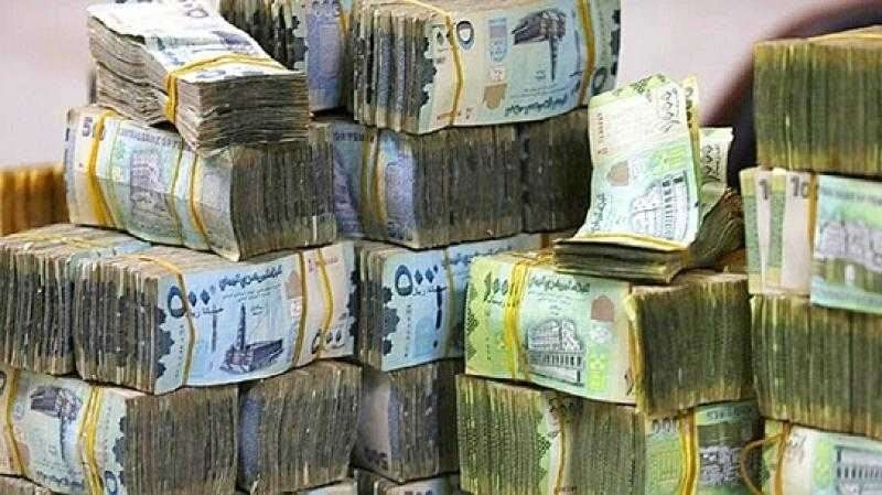 انهيار غير مسبوق للريال اليمني وقرع ناقوس الخطر