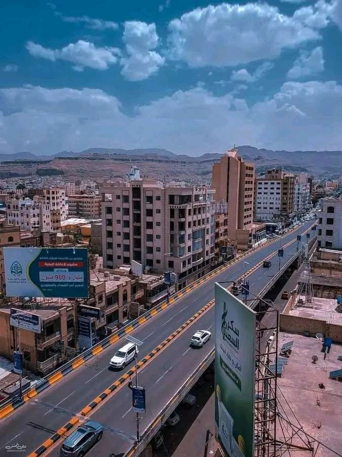 العشرات يقومون بالصلاة بصنعاء بحثا عن المطر