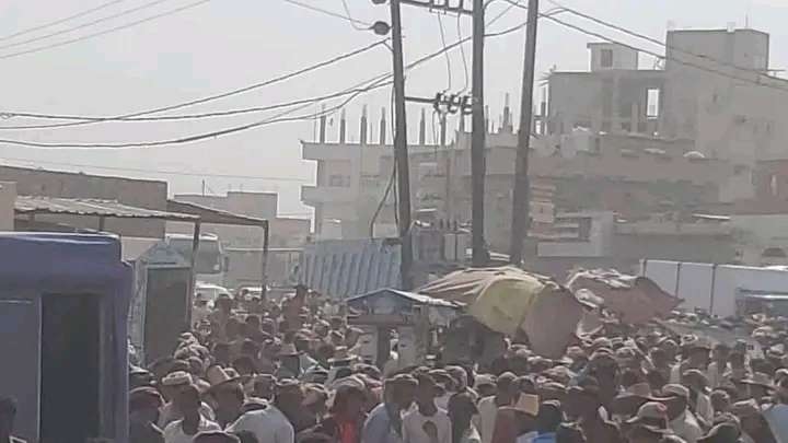 مطالبات بضبط منتجات مجهولة المصدر تباع في الاسواق