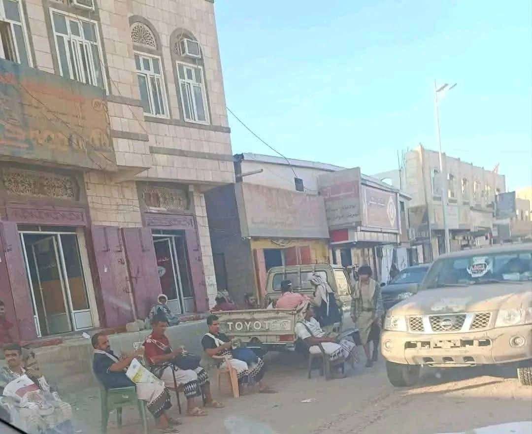 قوات العمالقة الجنوبية تلاحق الصرافين وتزج بهم في السجون عقب قيامهم بهذا الأمر