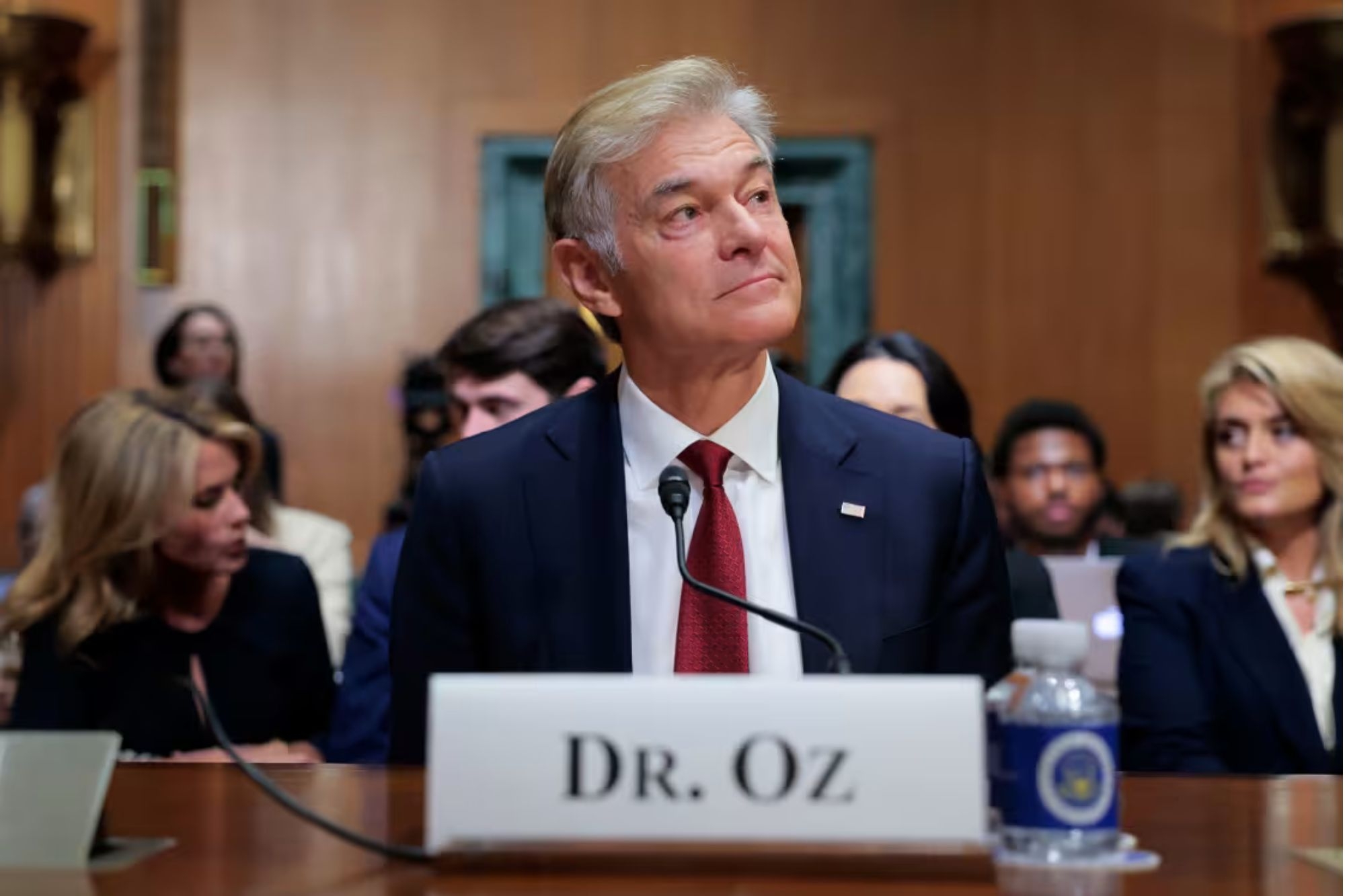 Dr Oz Mocked for Insisting It's Americans' 'Patriotic Duty' to Stay Healthy: 'Cutting Medicare is Unpatriotic'