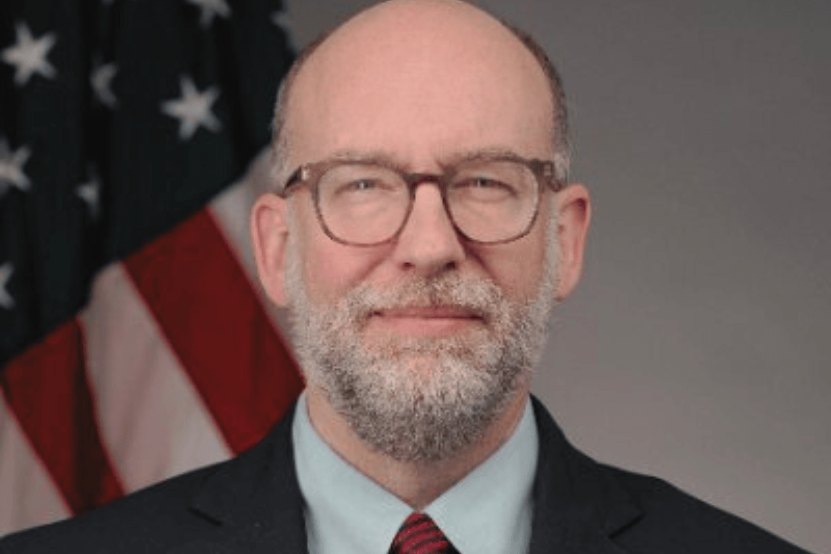 Trump's Budget Boss Vought Plans £7.4bn Cuts and Mass Firings