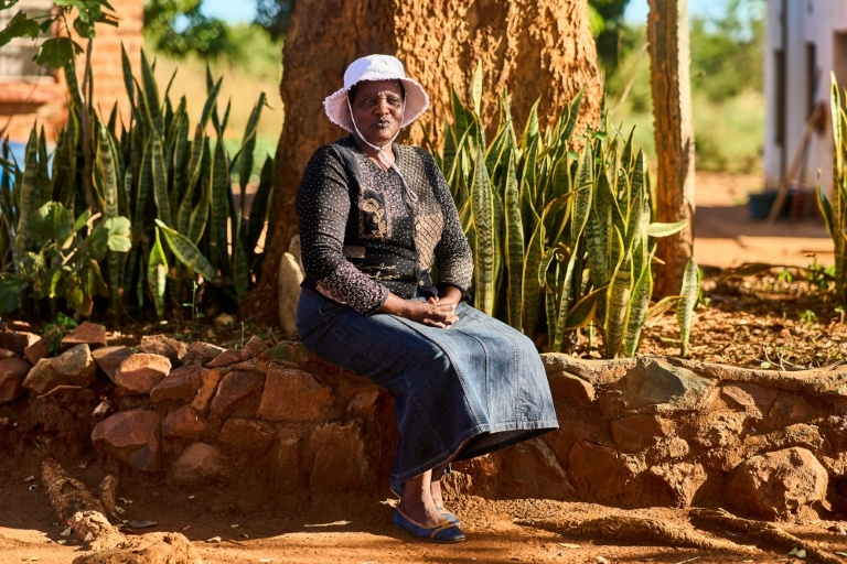 Zimbabwe's Farmers Push On As Land Grab Compensation Flounders