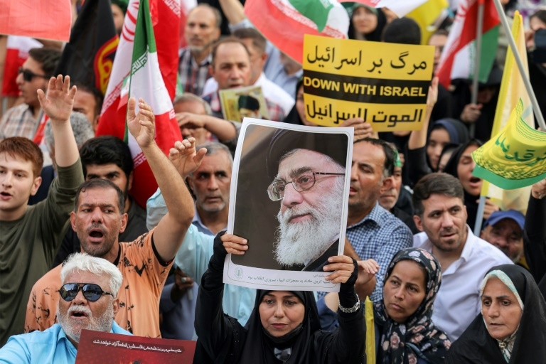 Khamenei, Iran's Political Survivor, Faces Ultimate Test