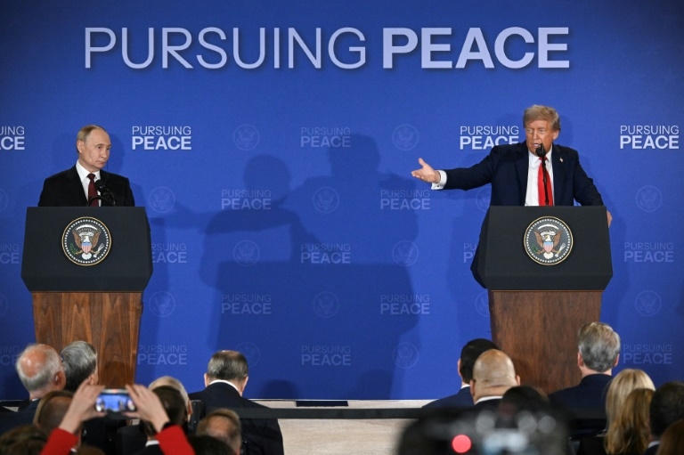 Europeans Try To Stay On The Board After Ukraine Summit
