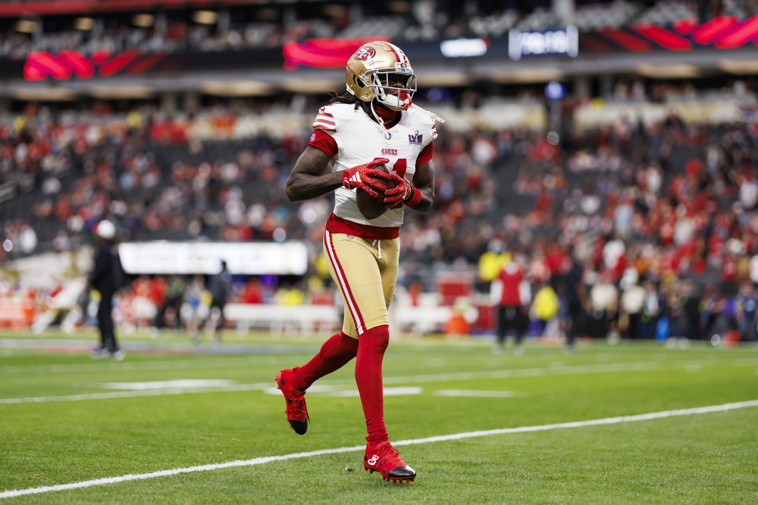 49ers' John Lynch Reveals Massive Injury Update on Brandon Aiyuk