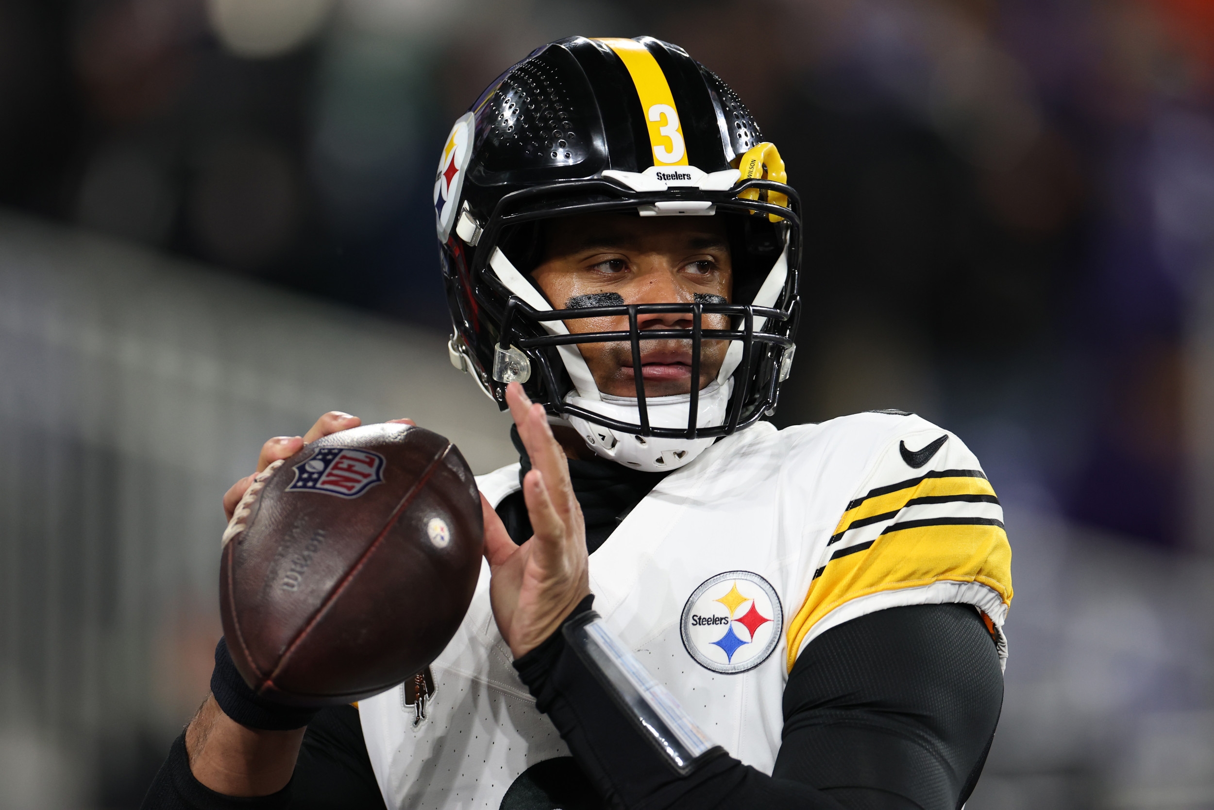 Russell Wilson Fully Embracing Mentor Role With Giants