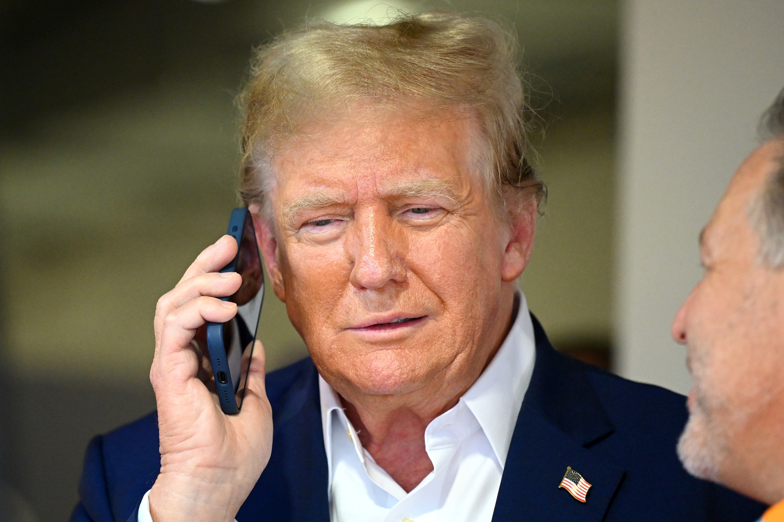 How to Get an Interview With Donald Trump: Just Call Him