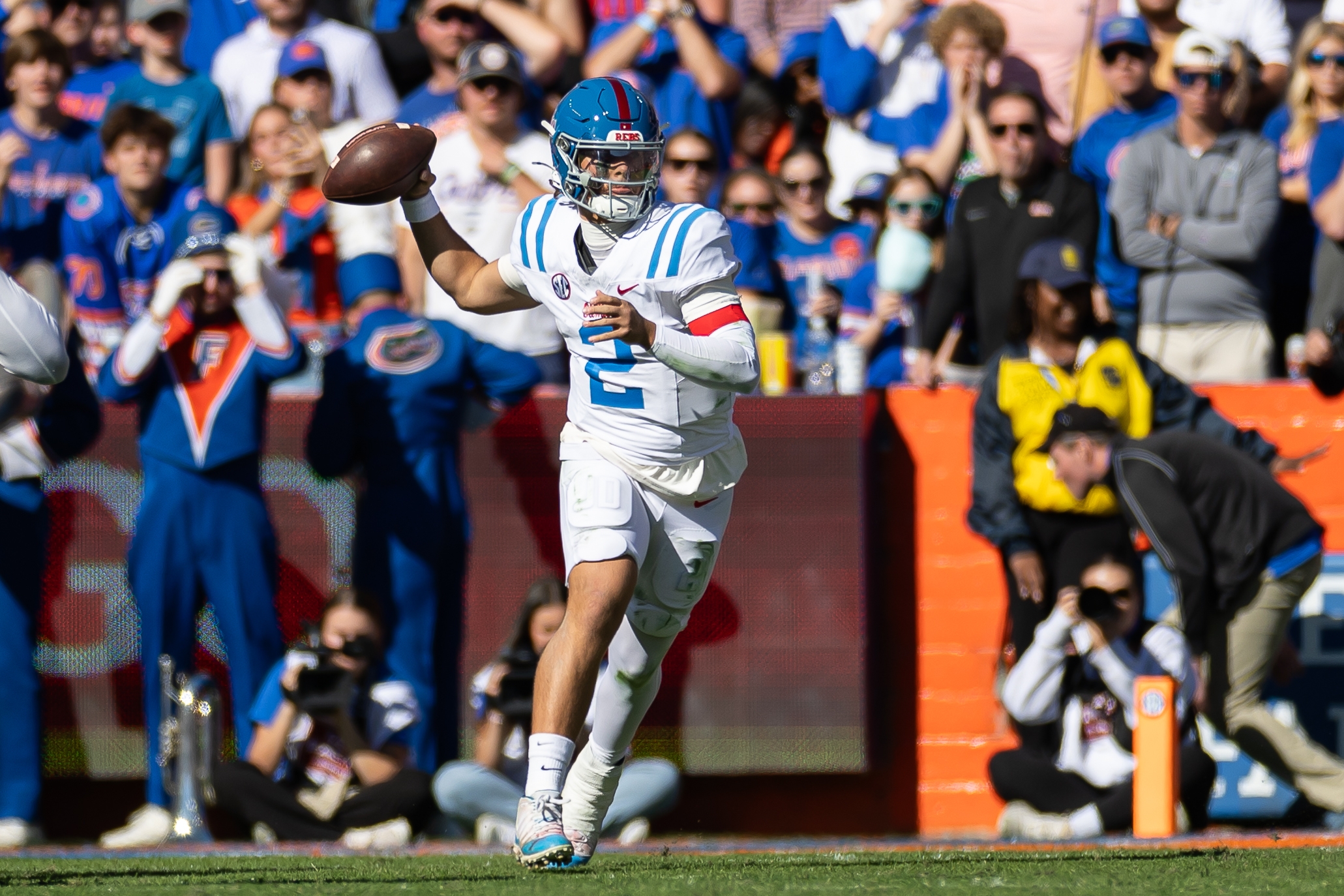 New York Giants Trade Back Into First Round to Select Franchise QB