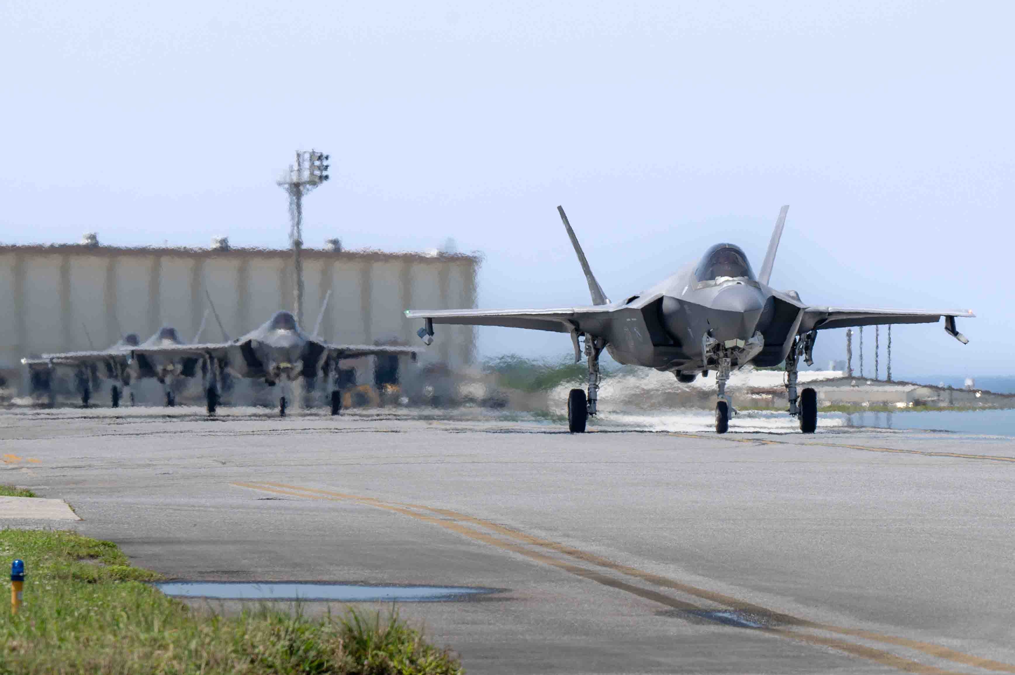 US Doubles Stealth Jets Presence Near China