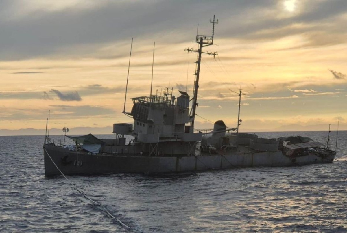 Warship Sinks Before Planned US Missile Strike Drills With Ally